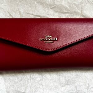 NWT- COACH Red Smooth calf Leather Envelope Wristlet Clutch or crossbody